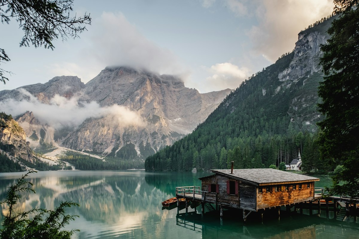 Lake cabin near Chalet Motel